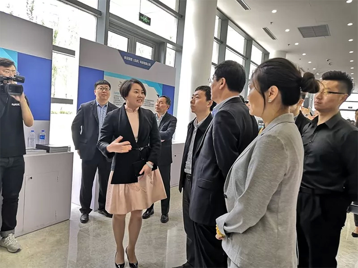 恒信彩科技集团展位